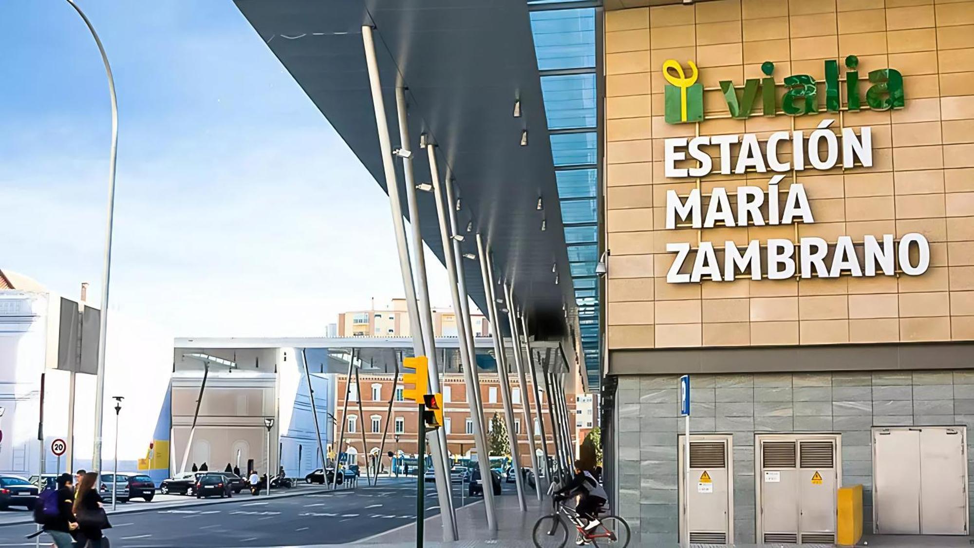 Estudio Maria Zambrano A Pasos De La Estacion Malaga Exterior photo